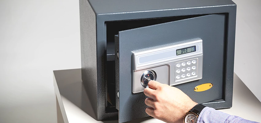 Jewelry Safe Unlocking Service in Stockton, California